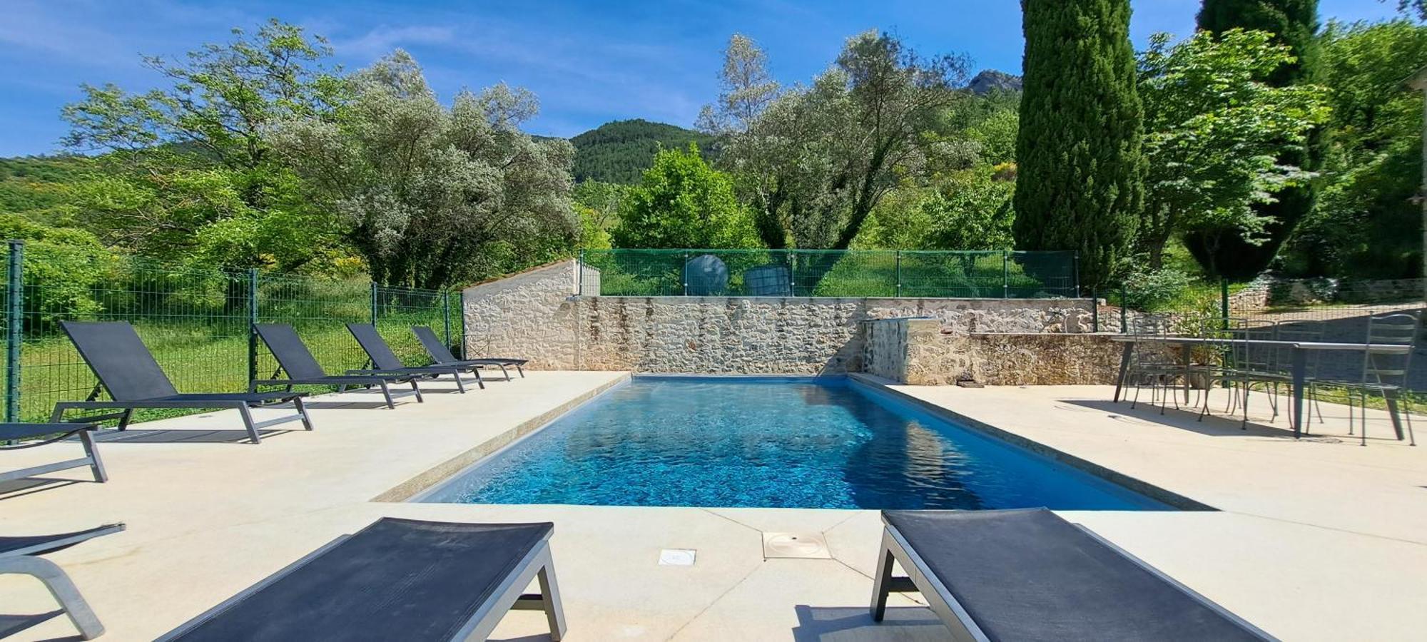 Le Mas Des Fontettes, Gite 14 Personnes, Piscine Chauffee, Propriete 5Ha, Barbecue Sahune Kültér fotó